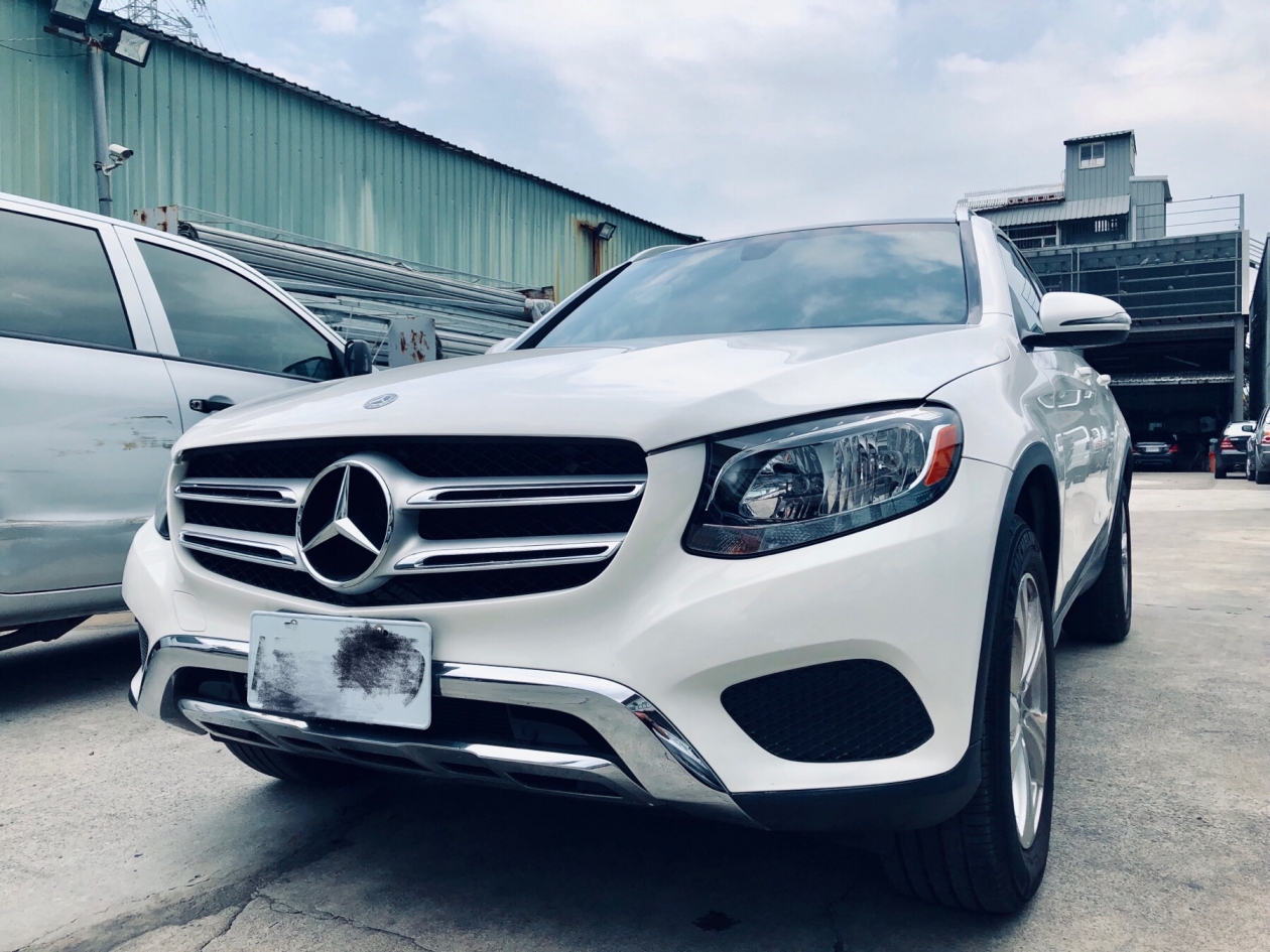 2017年 BENZ 賓士 GLC300