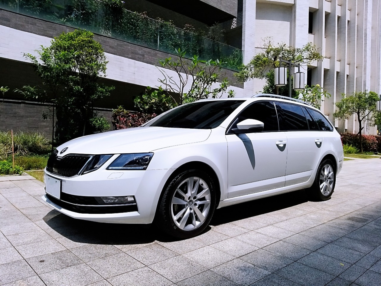 品川車庫 2018 SKODA 斯可達 Octavia Combi TSI 新車保固中