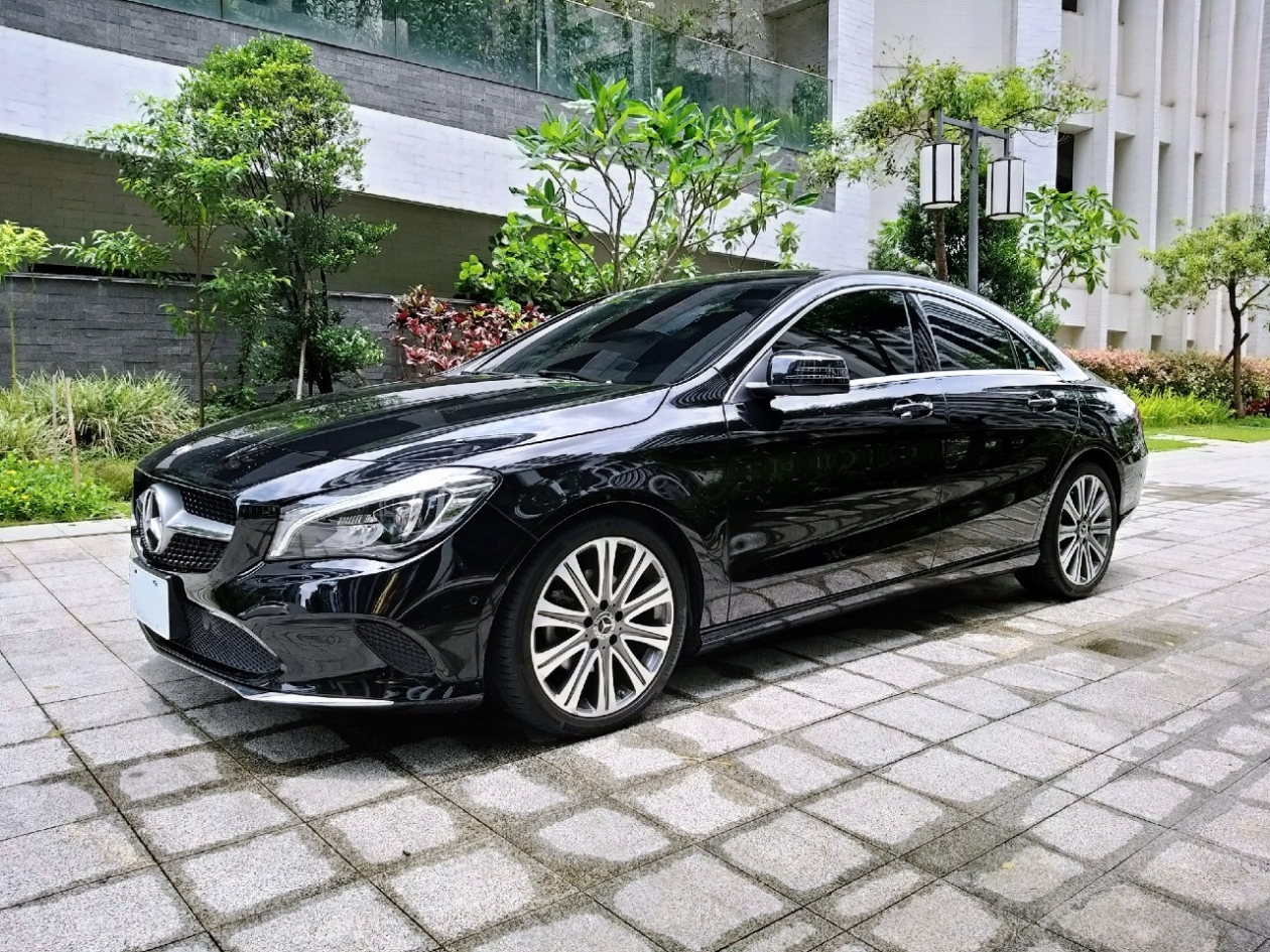 品川車庫 2019 Benz 賓士 CLA200 新車保固中