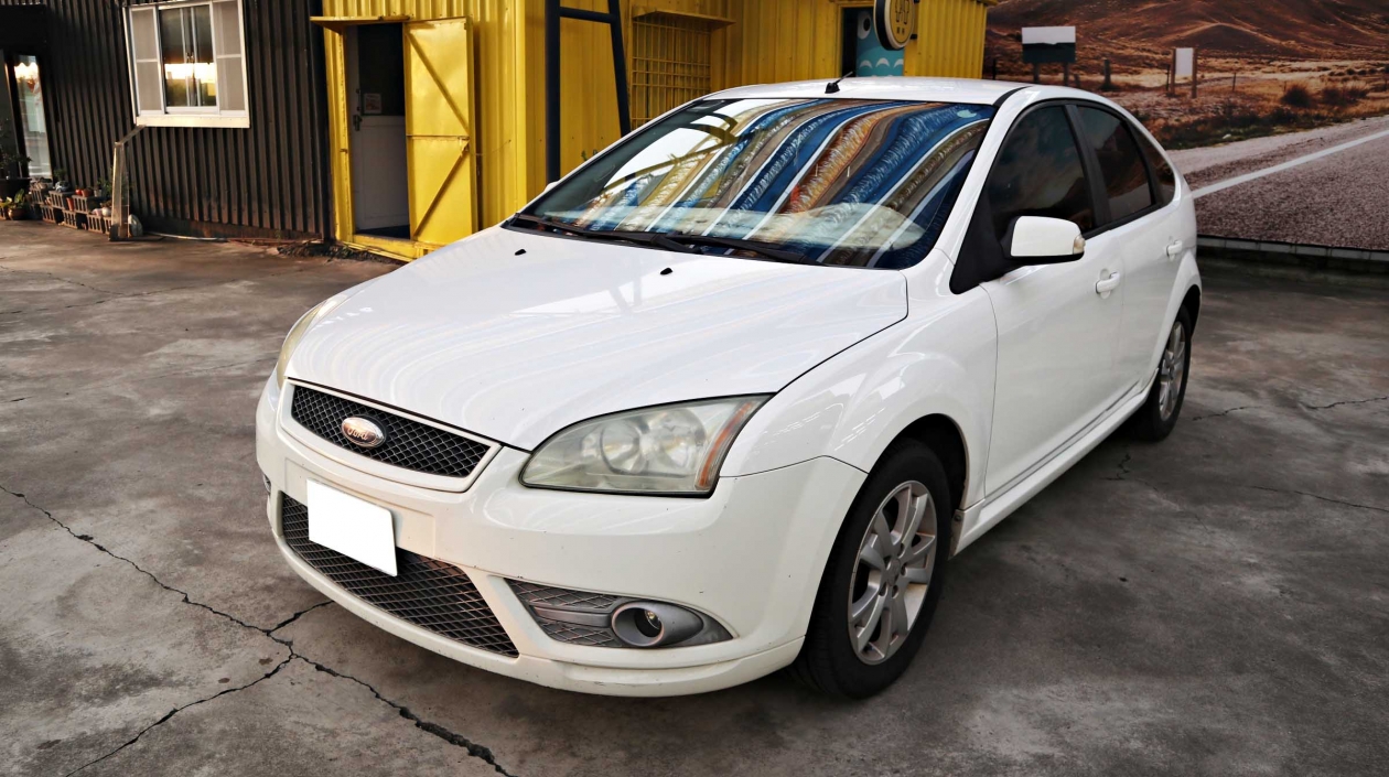 2008年 Ford Focus 白色 福特中古車