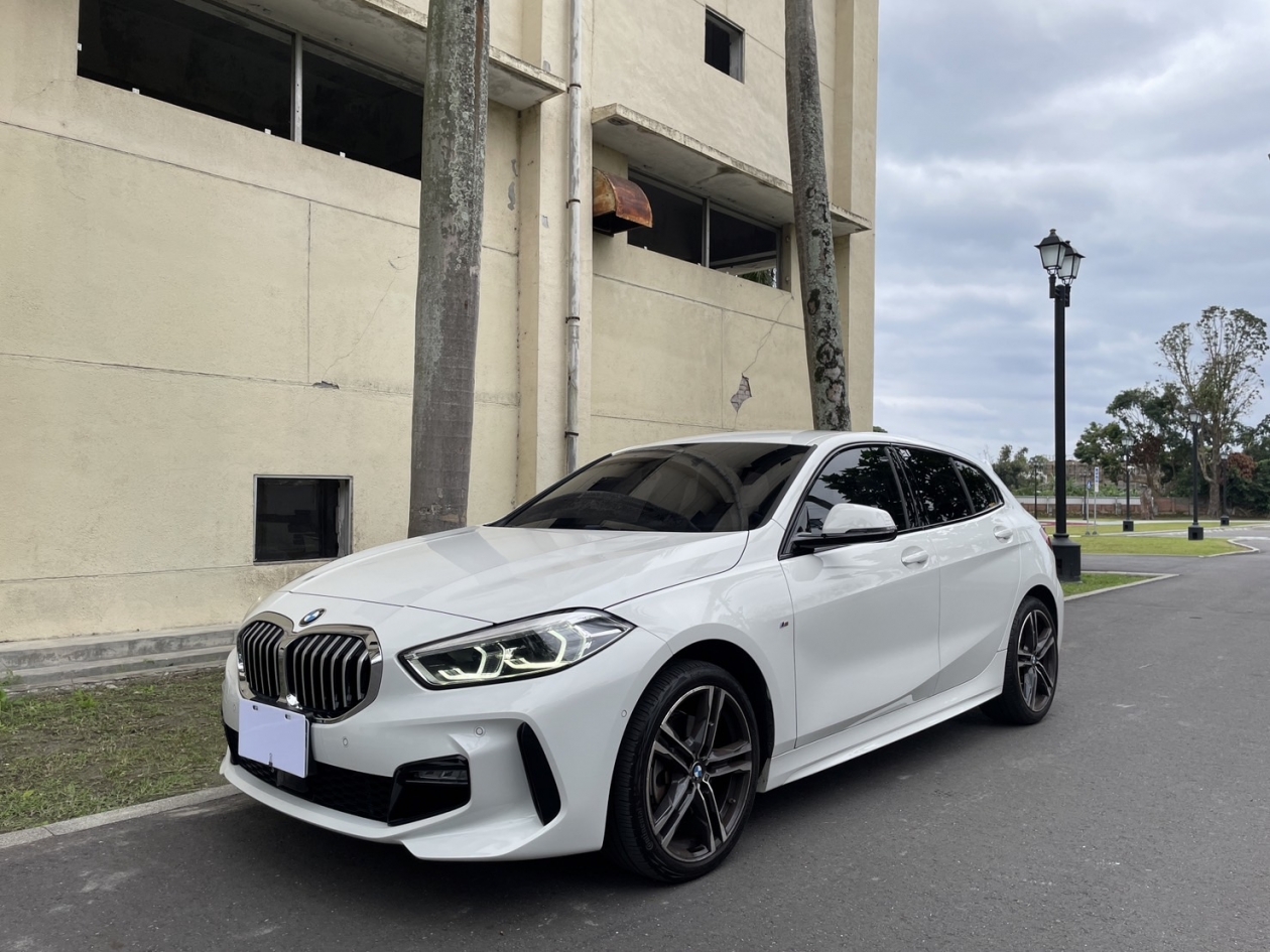 2021 BMW 118i Edition M